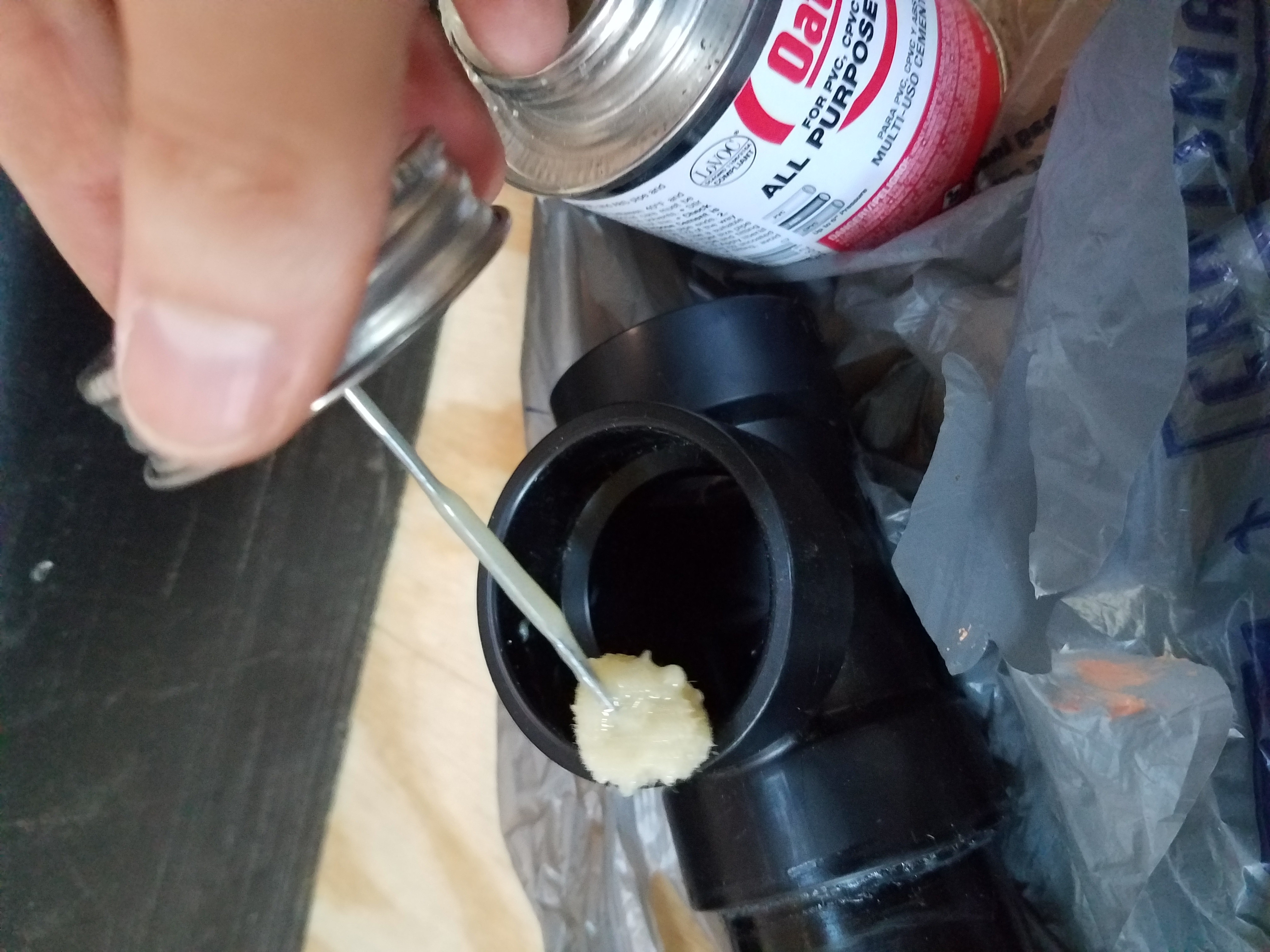 Using ABS pipe glue to connect the pipes